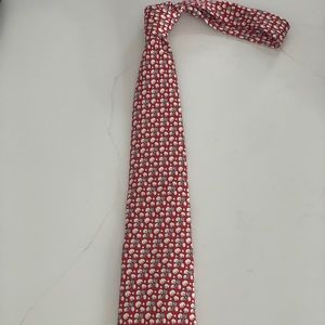 Red Vineyard Vines Tie
